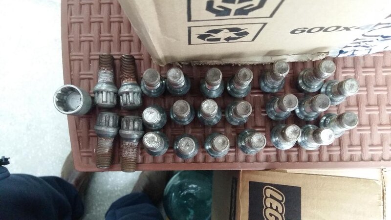 Vand 4 jante aluminiu